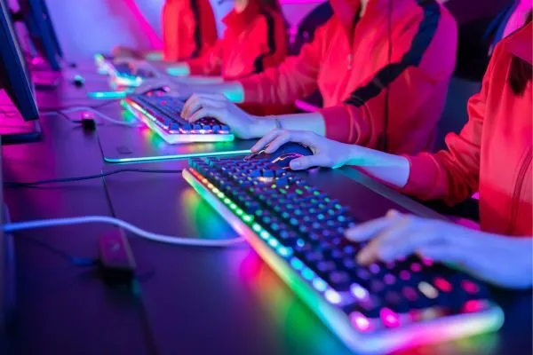 Cá Cược Esports